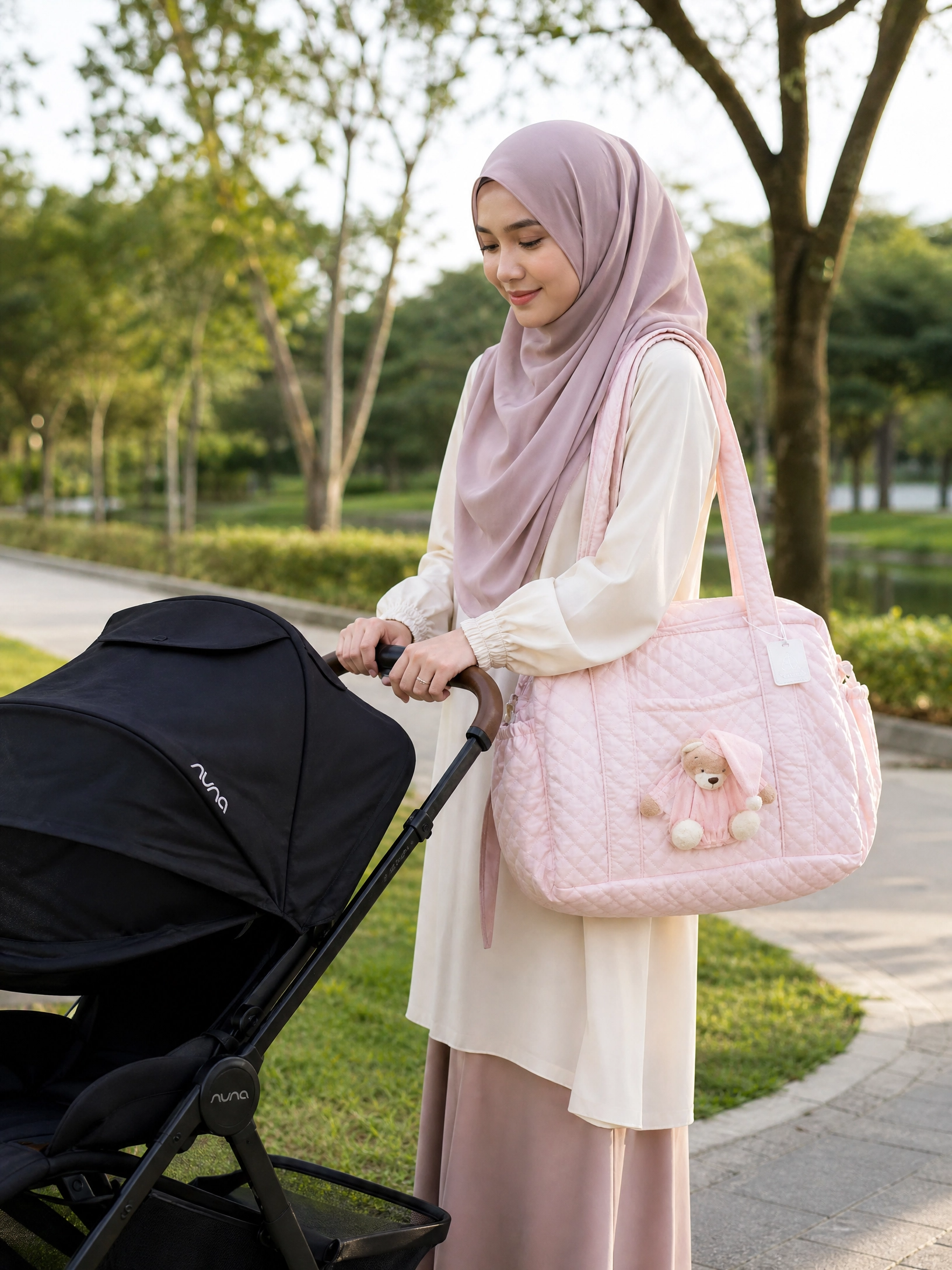 mama_bag_pink_lifestyle_fixed