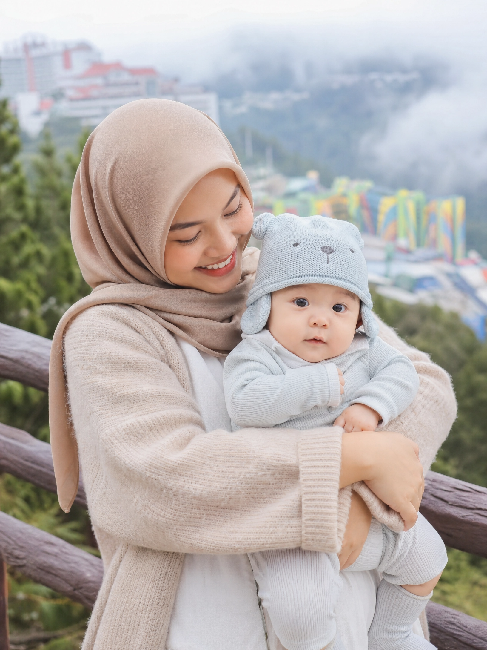 malay_mother_baby_genting