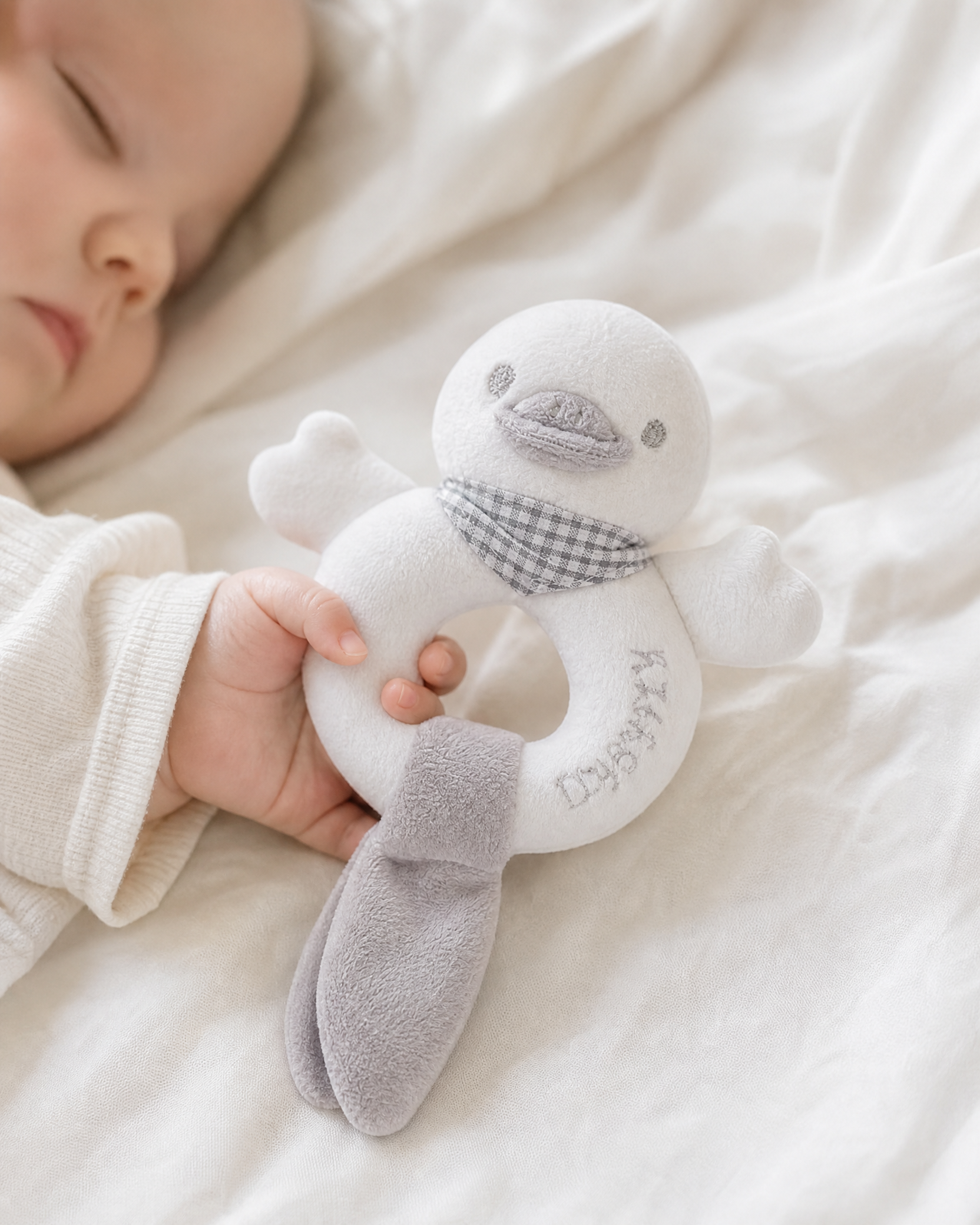 baby_rattle_lifestyle_2