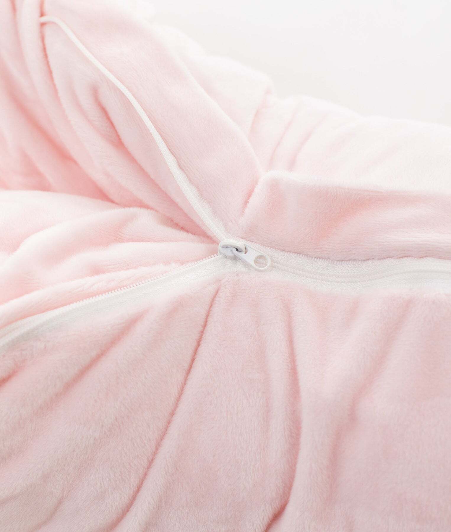 nursing-lounge-pillow-pink-581_1800x1800