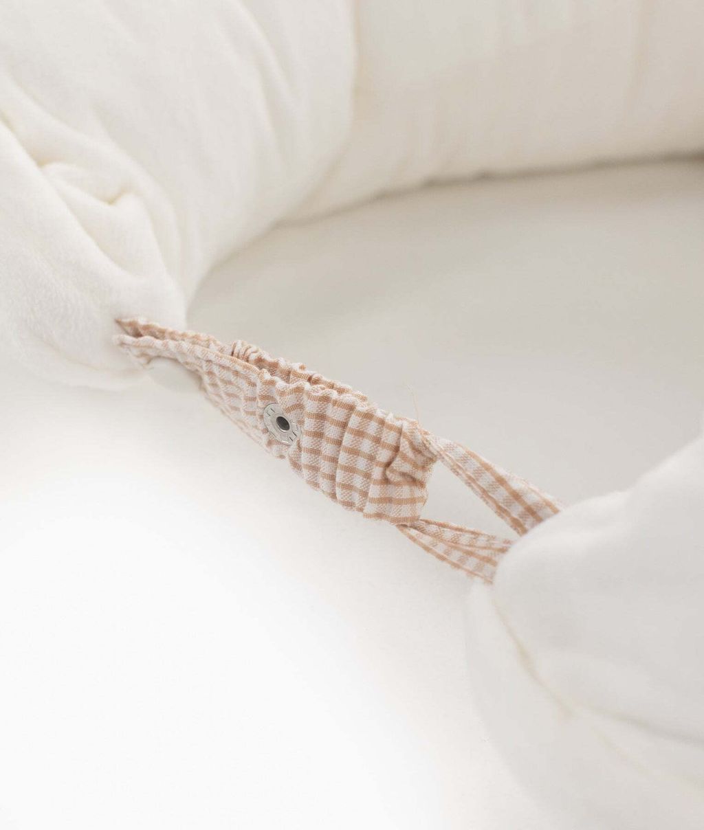 nursing-lounge-pillow-beige-424_1800x1800