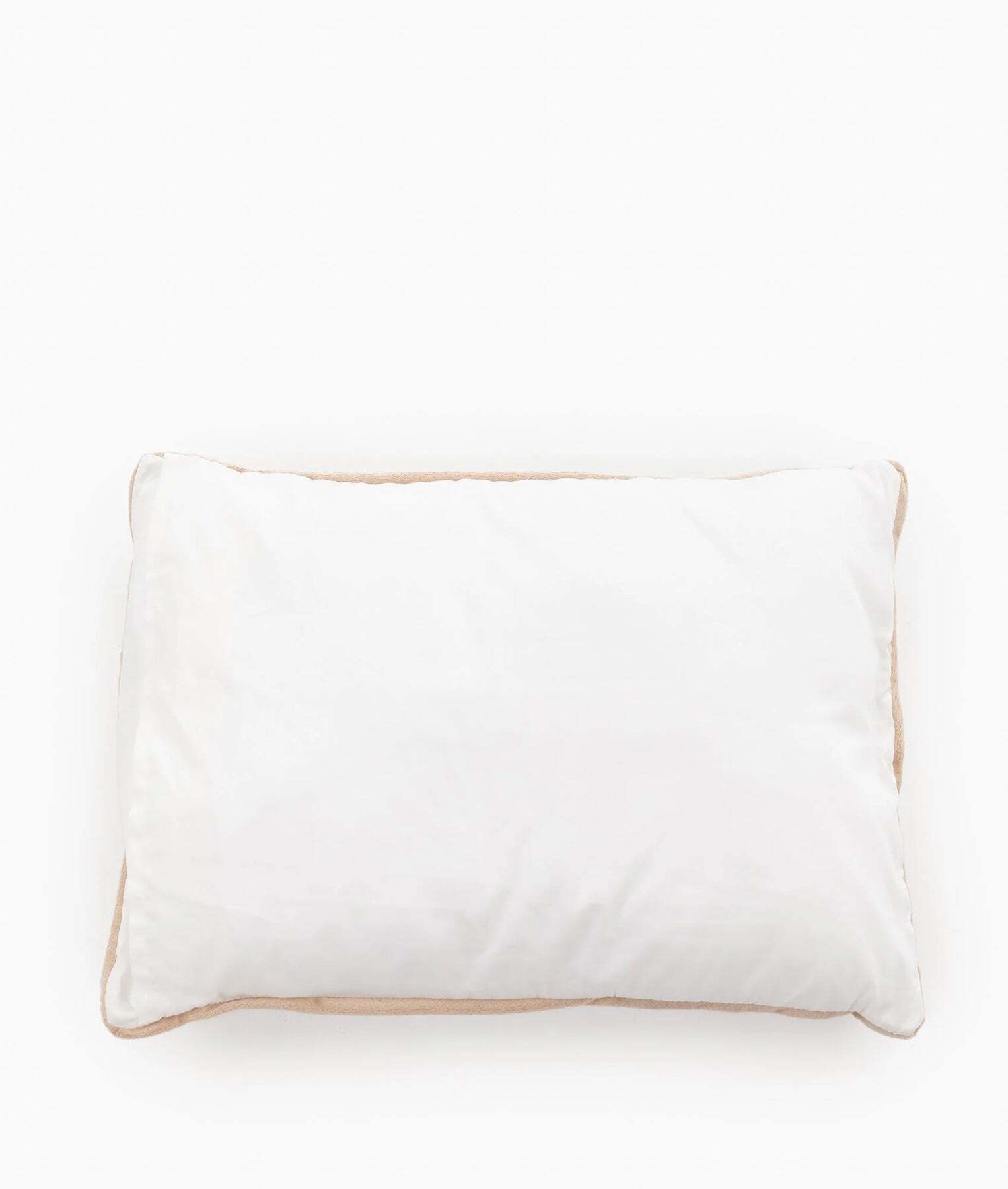 kids-pillow-beige-924_1800x1800