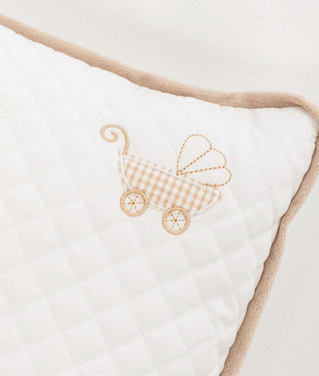 kids-pillow-beige-288_1800x1800