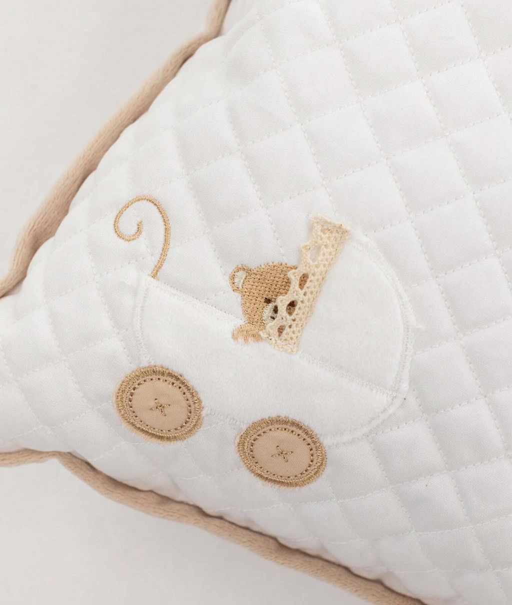 kids-pillow-beige-435_1800x1800