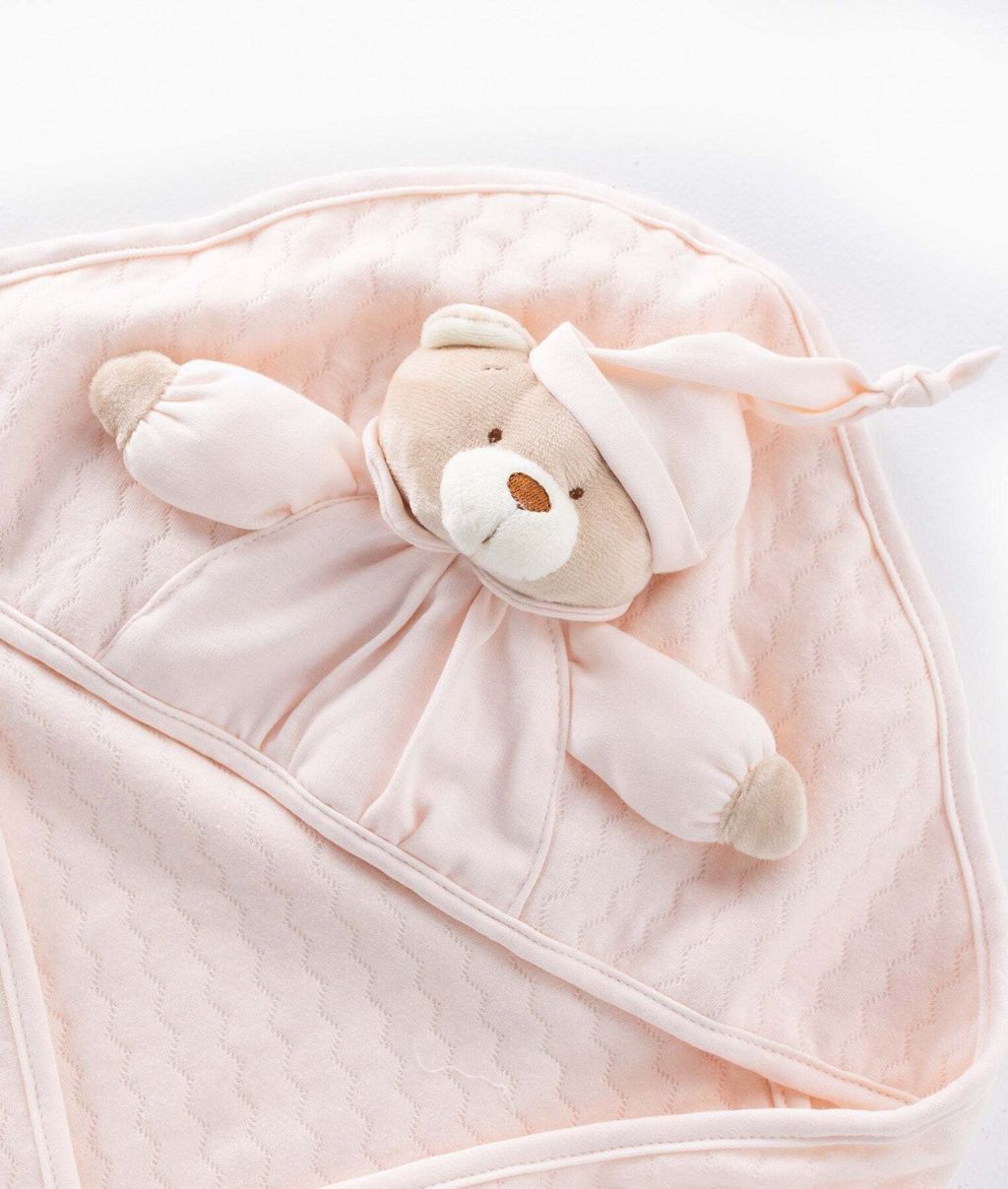3d-baby-swaddle-pink-823_1800x1800.jpg