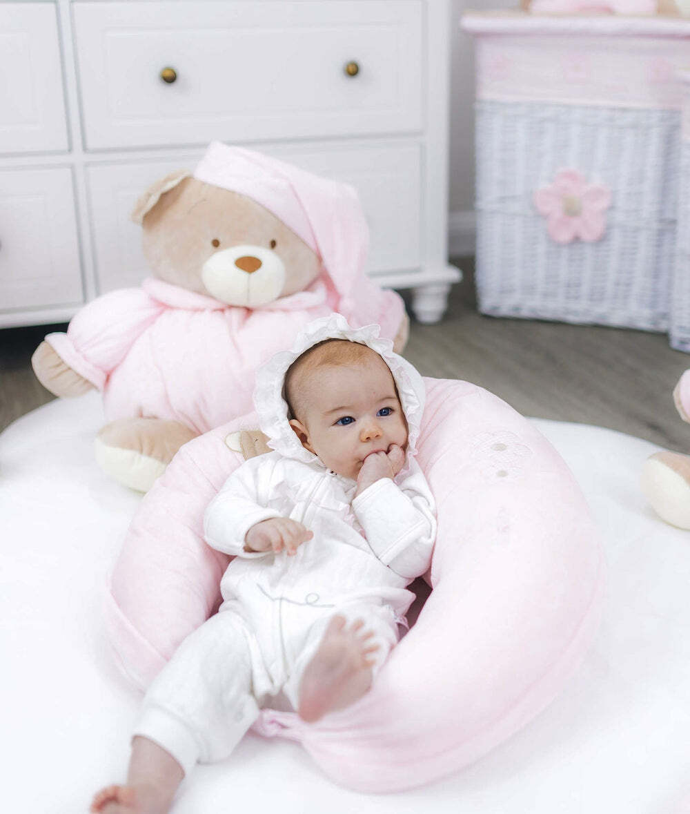 nursing-lounge-pillow-pink-761.jpg