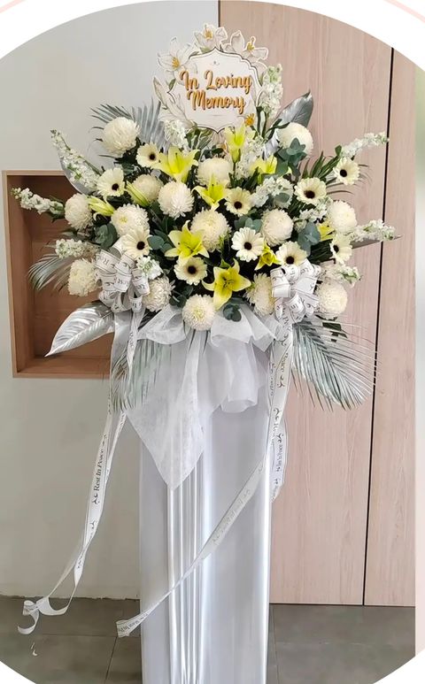 Condolences Flower Stand 118