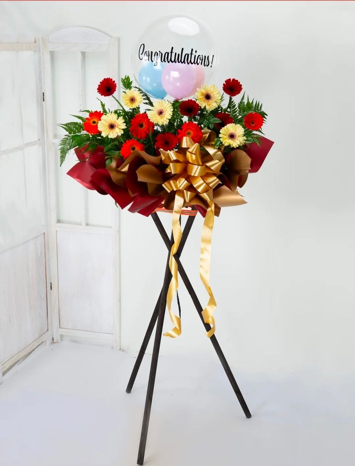 Opening Flower Stand 90