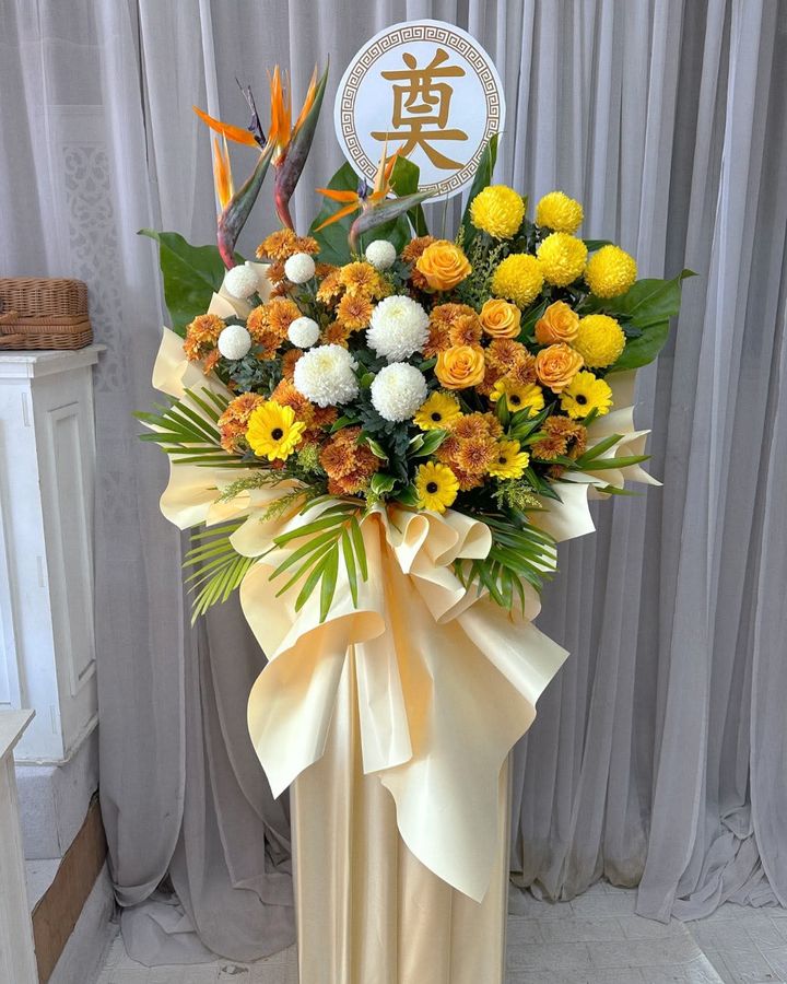 Condolence Flower Stand 71