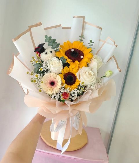 Graduation Bouquet 08