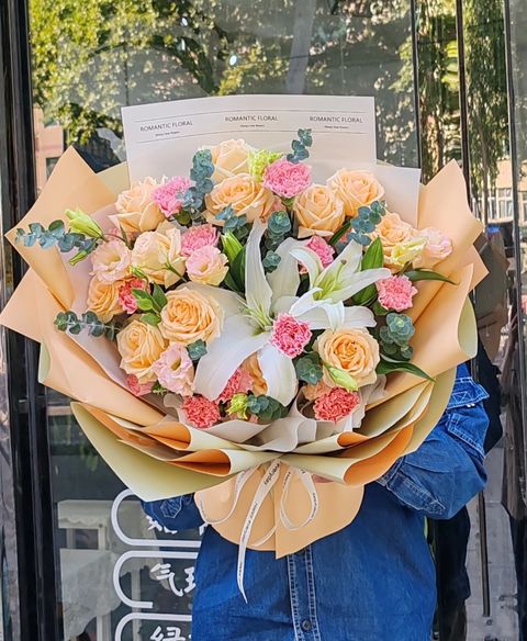 Lilies Mix Bouquet