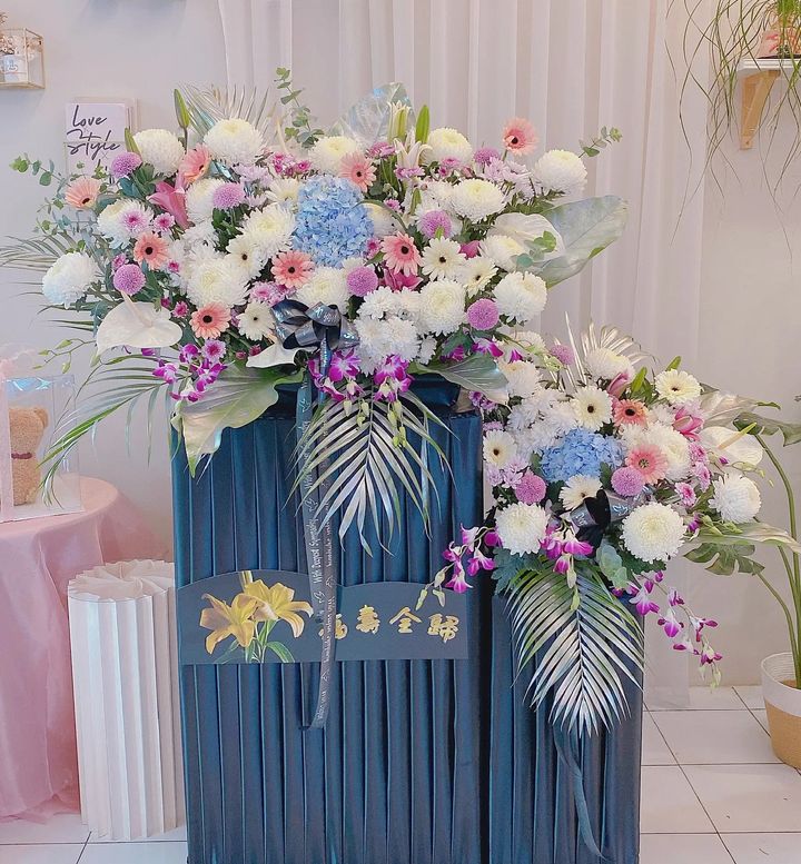 Memory Condolences Flower Stand