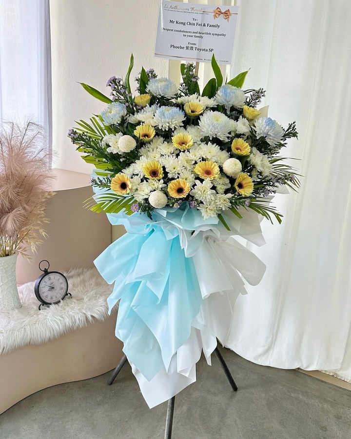 Condolence Flower Stand 72