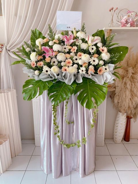 Condolence Flower Stand 130