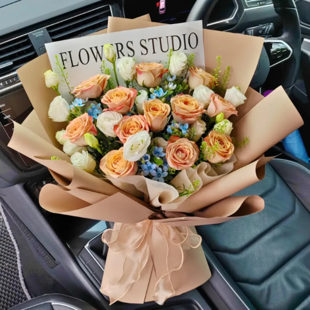 Cappucino Rose Mix Bouquet