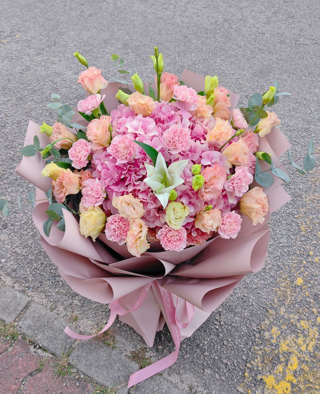 Belle Pink Hydrangea Hand Bouquet_edit_11669224736745
