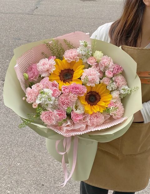 Sunshine Love – Sunflower & Pink Carnation Bouquet