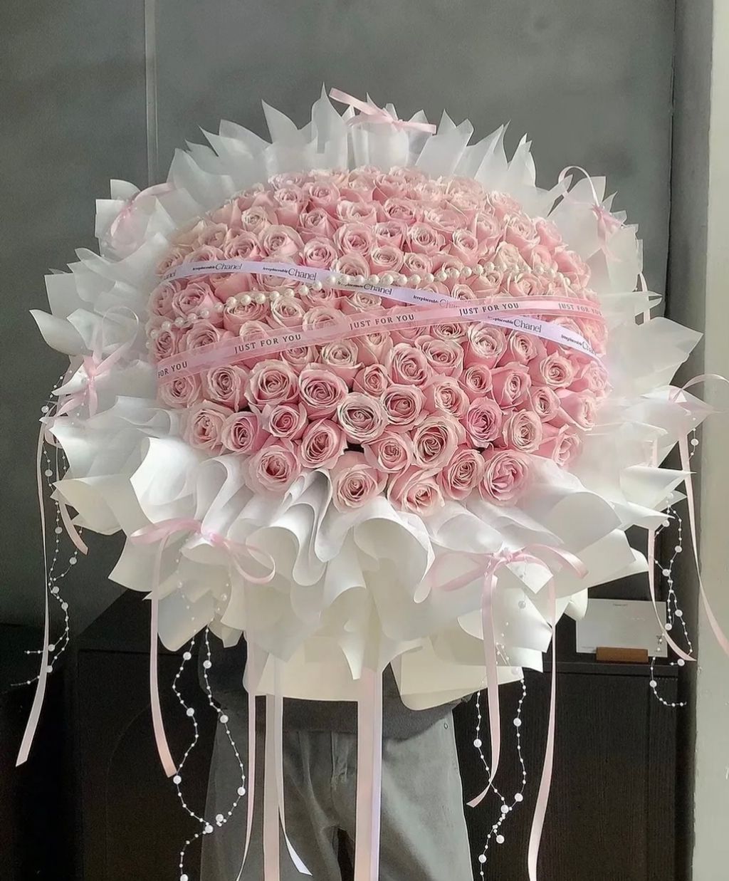 Valentine's Pink Roses Bouquet (99 Roses)