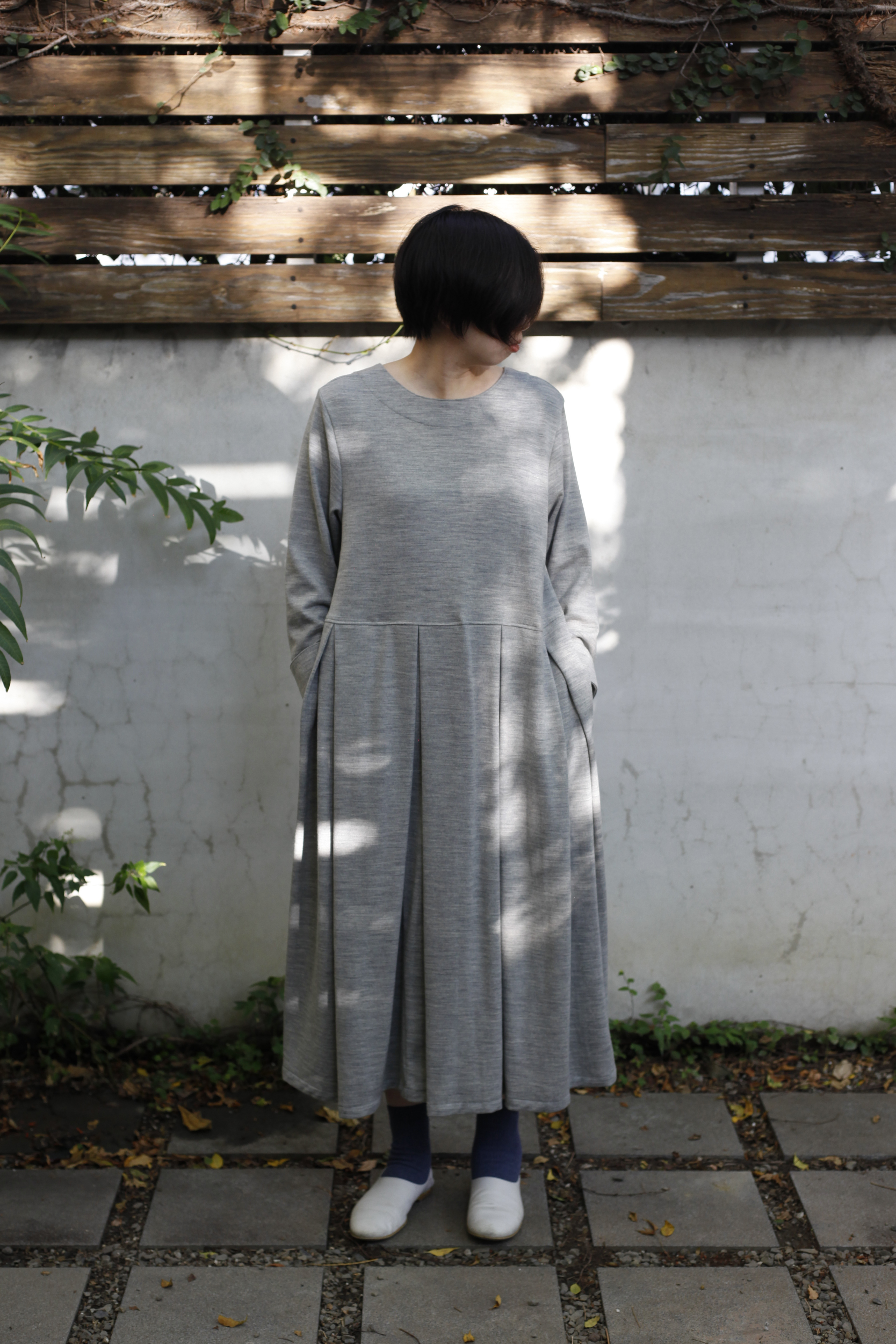 灰可兩面－鈕扣後－正