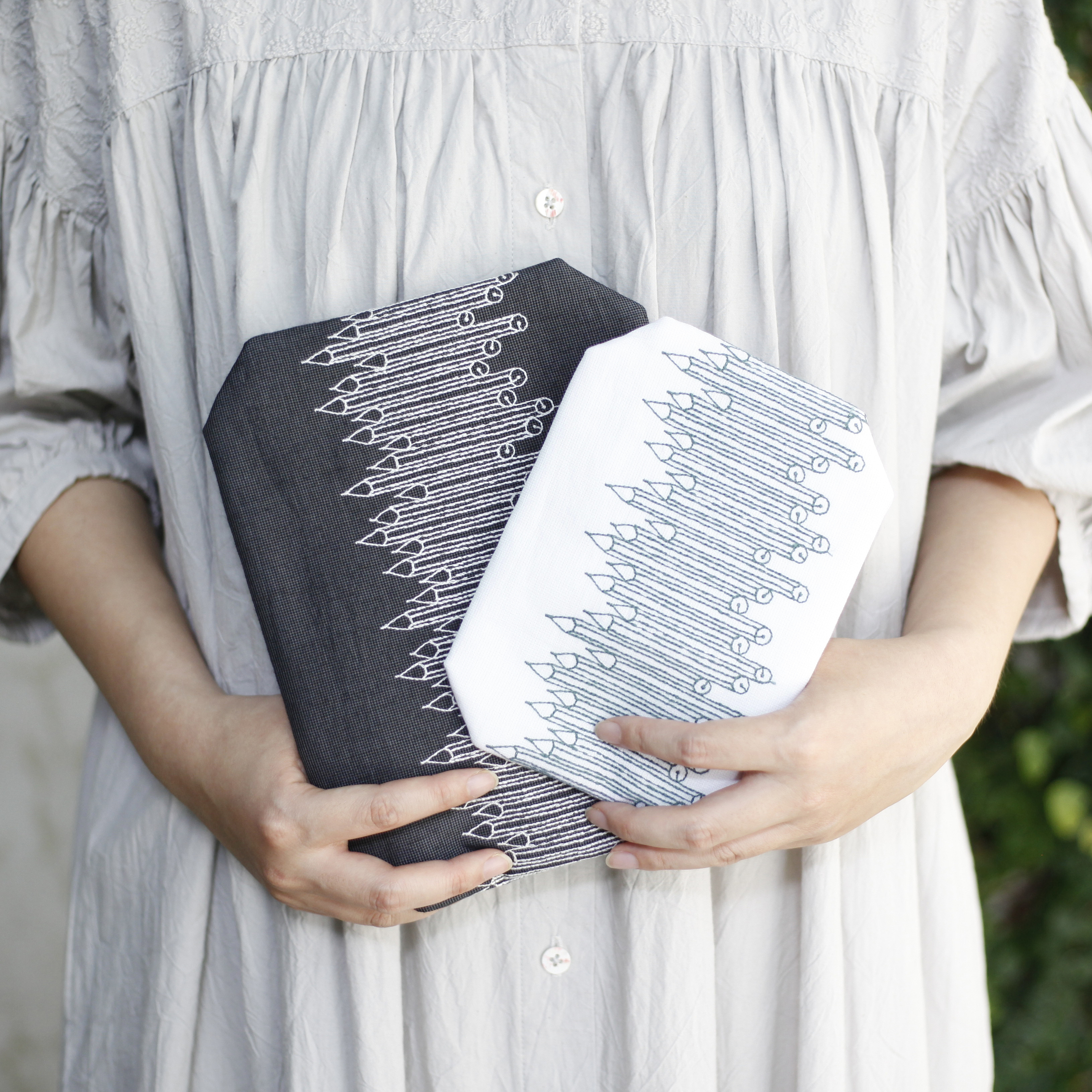 mina perhonen-campagne bag-rytmi-大小比對