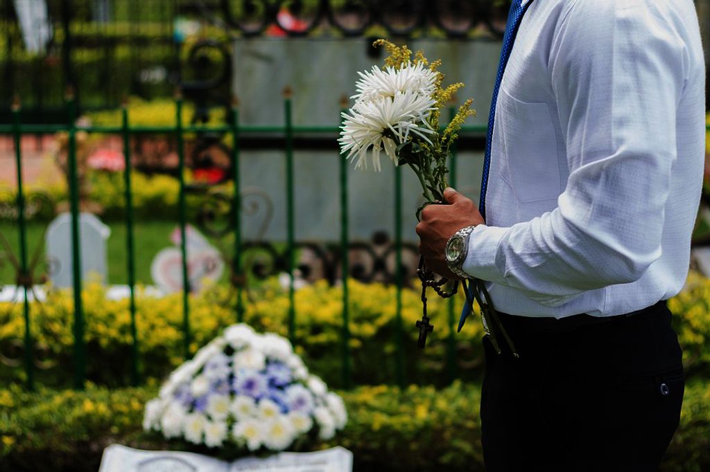 funeral-2511124_960_720.jpg