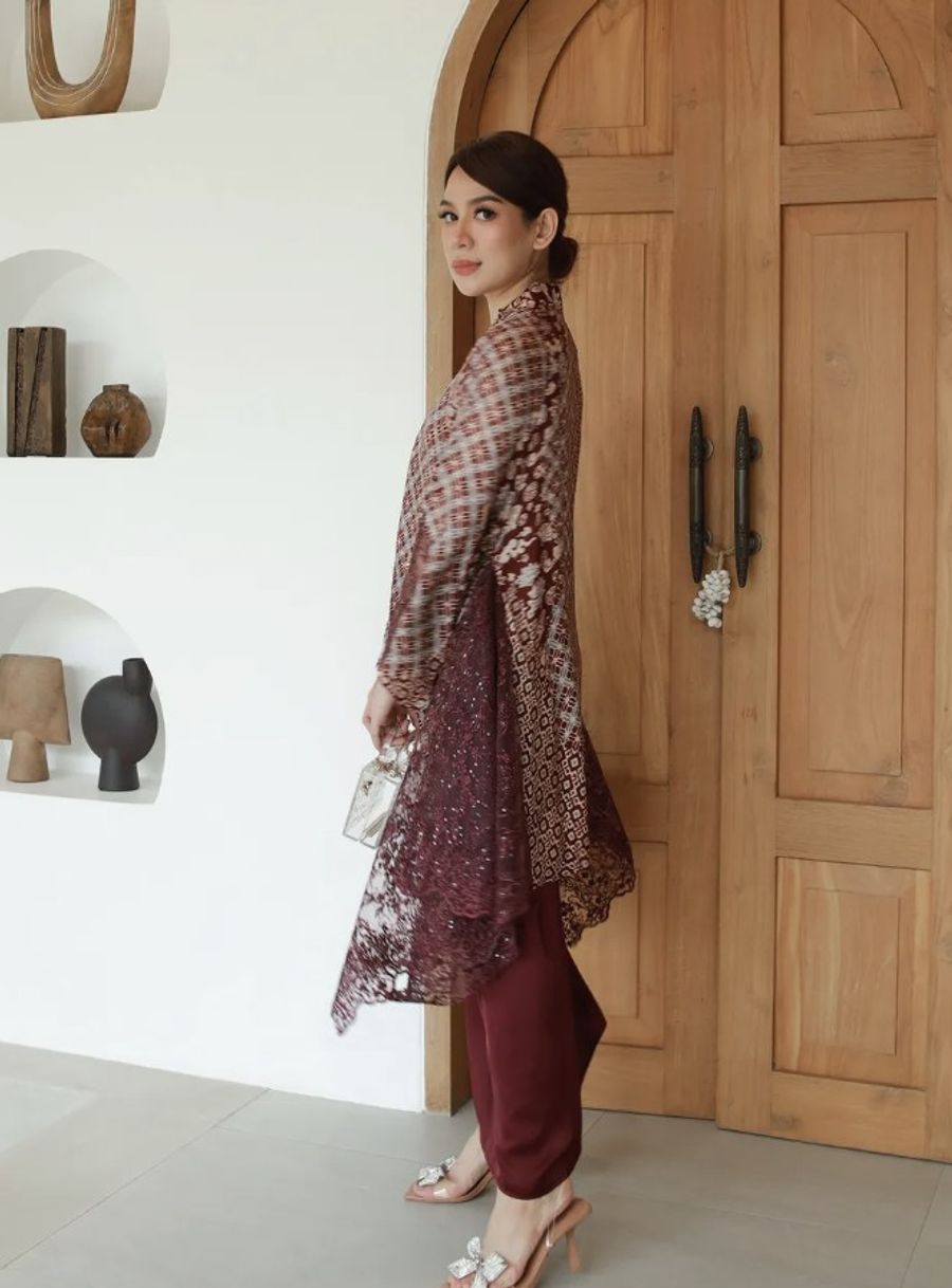 Anahitta | Featured Collections - Airy Semi Silk Batik