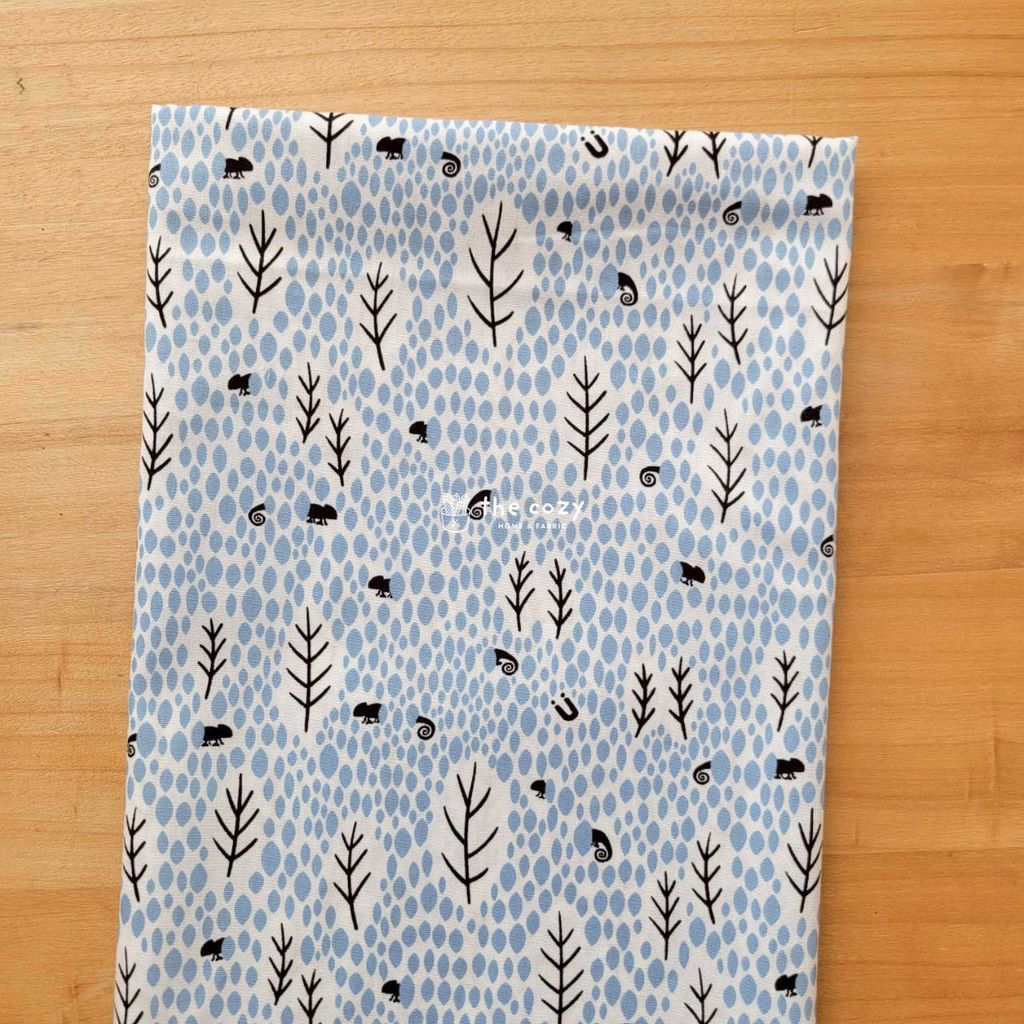 台灣薄棉_森林小徑與小蝸牛_晴空藍_自然系葉子布3