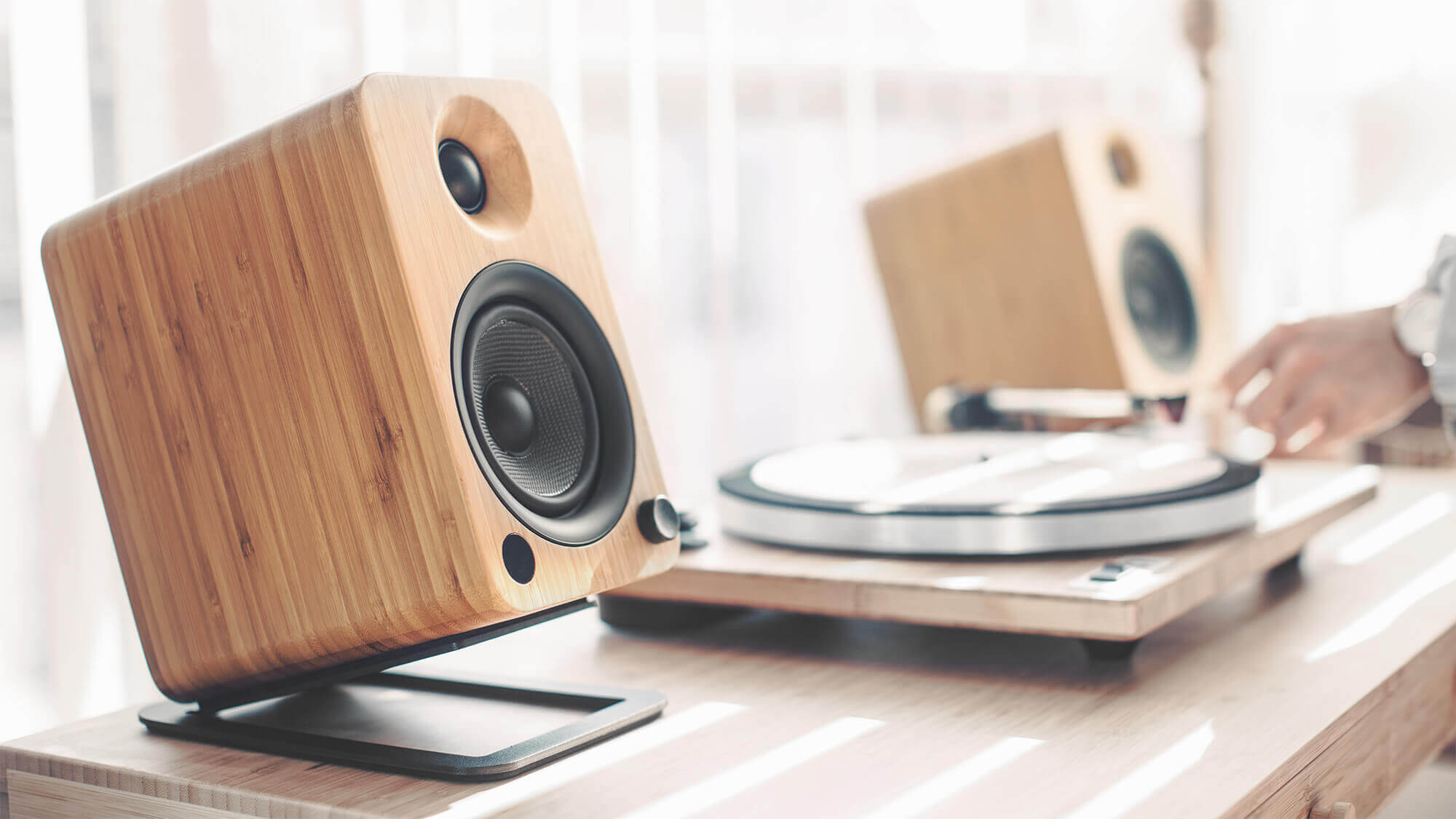 Kanto YU4 Powered Bookshelf Speakers For Your Turntable Setup Malaysia.jpg