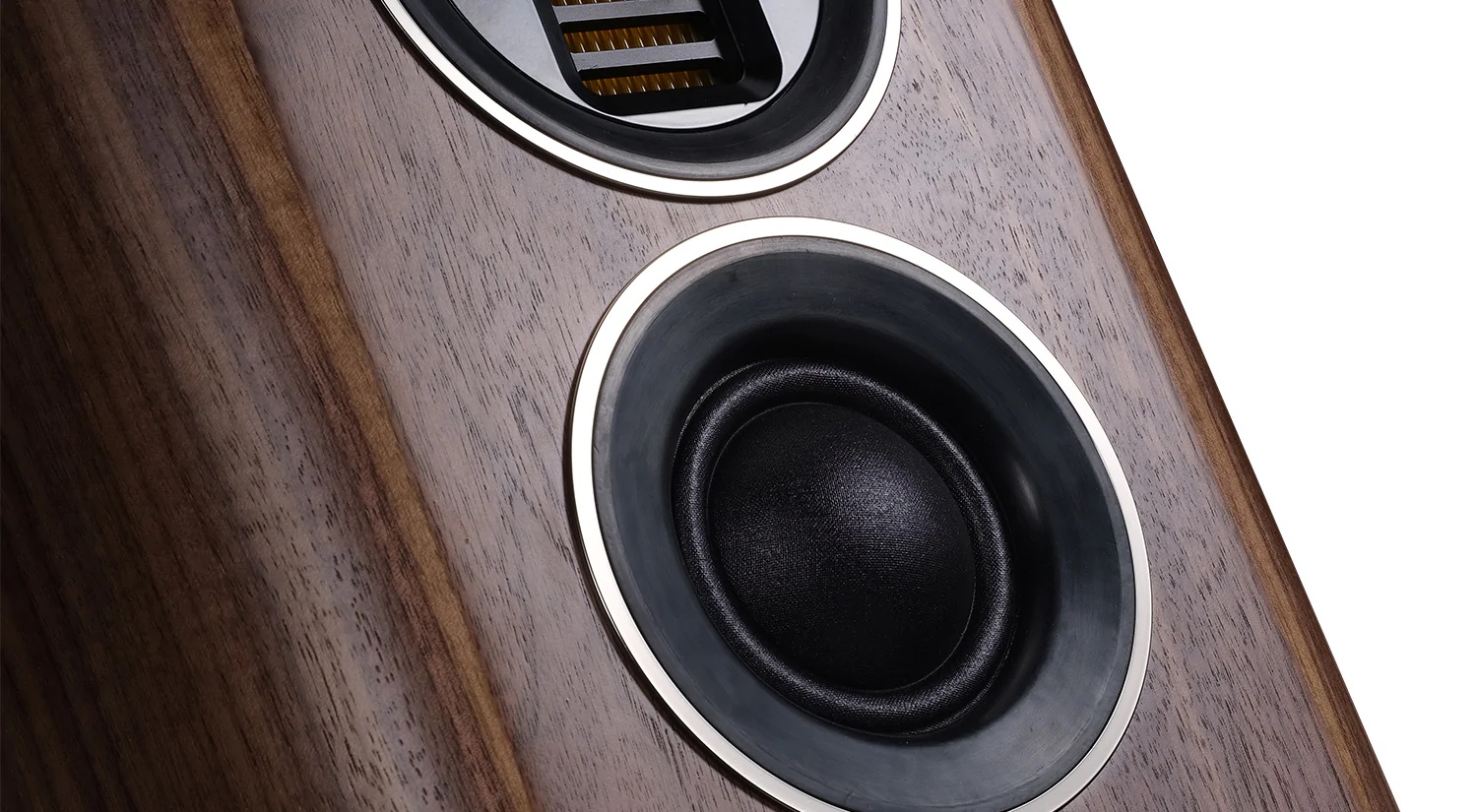 Wharfedale Evo 4.2 3-Way Bookshelf HiFi Loudspeakers 12