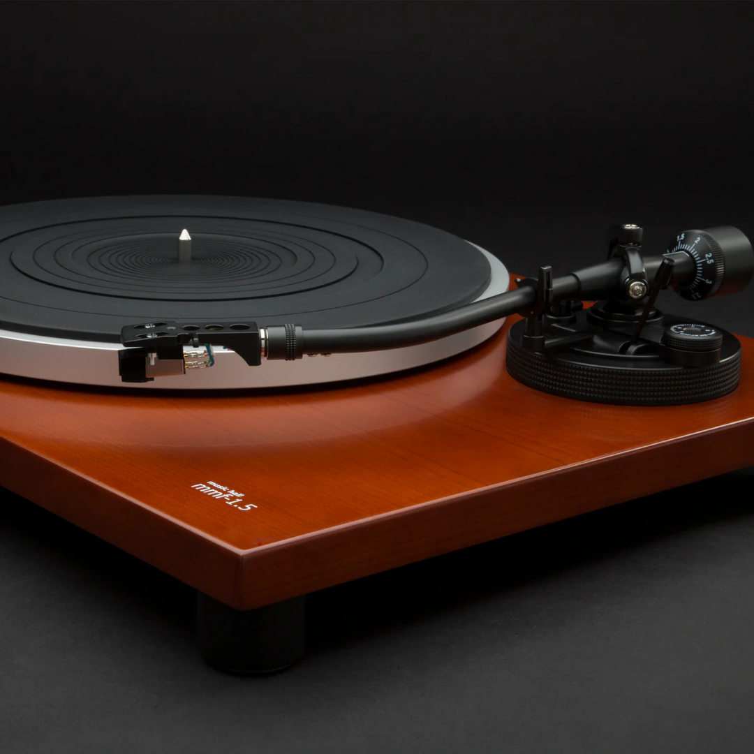 MMF-1.5 Turntable (7)