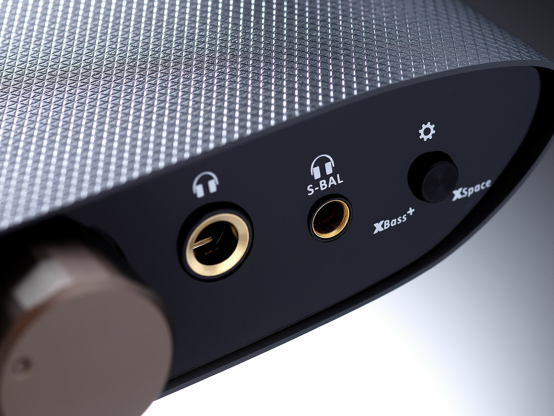 IFI Zen Air Can headphone amplifier bass boost