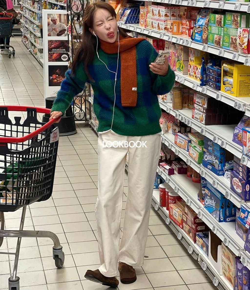 166657891500925213_403983945