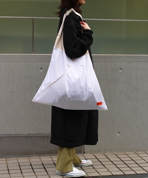 54727995b_b_07_500.jpg 54727995b_b_07_500.jpg