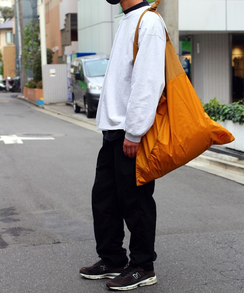 54727995b_80_d_500.jpg 54727995b_80_d_500.jpg