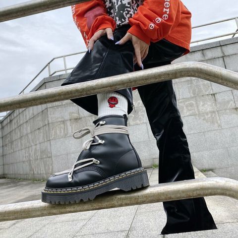 800x1.jpg