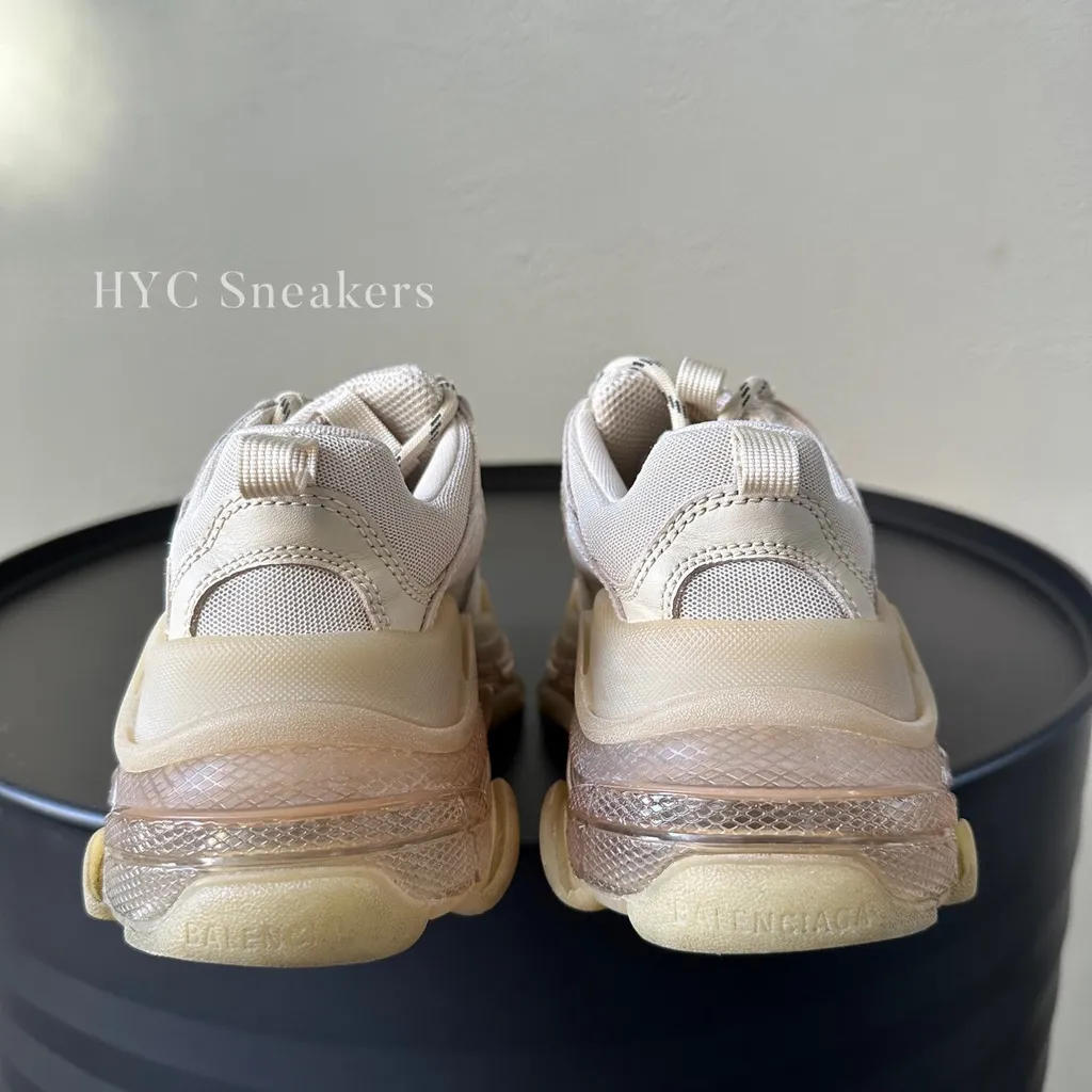 LINE_ALBUM_21_240813_3