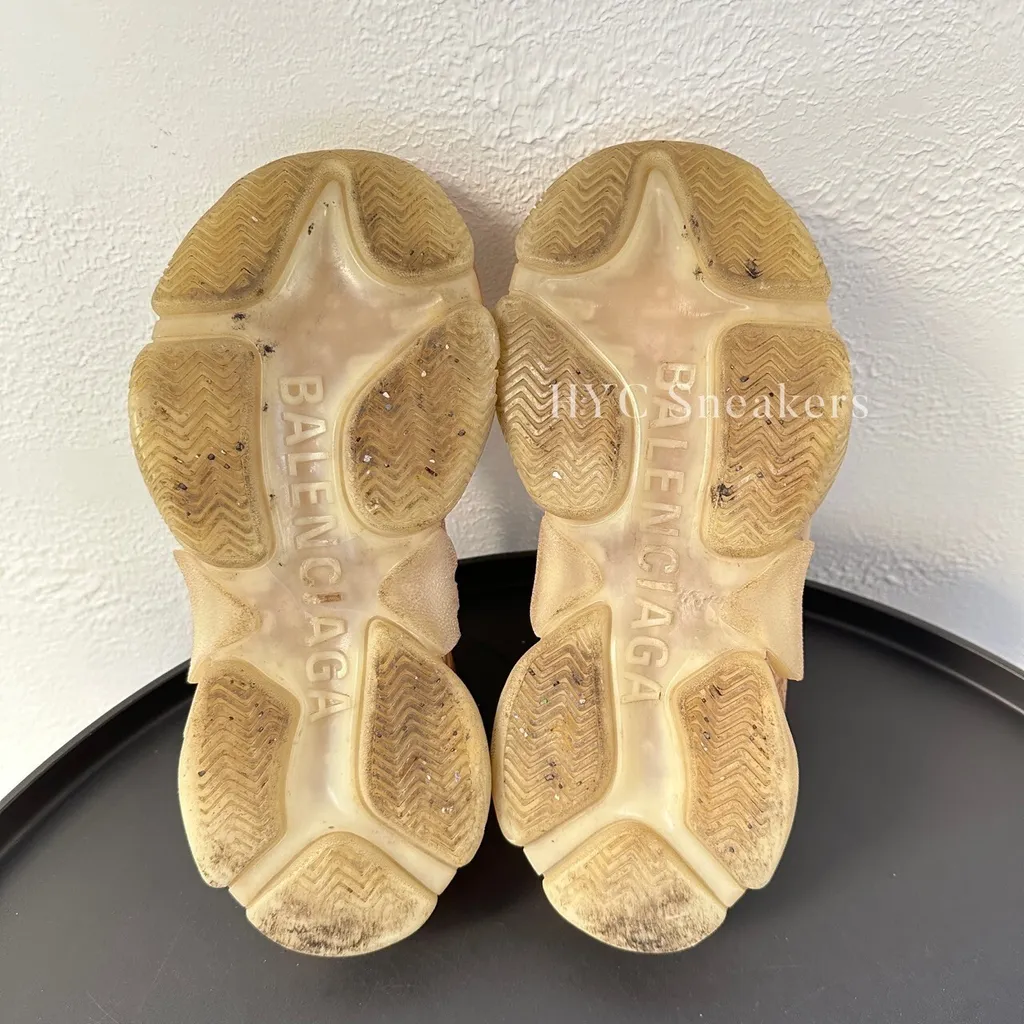 LINE_ALBUM_21_240813_4