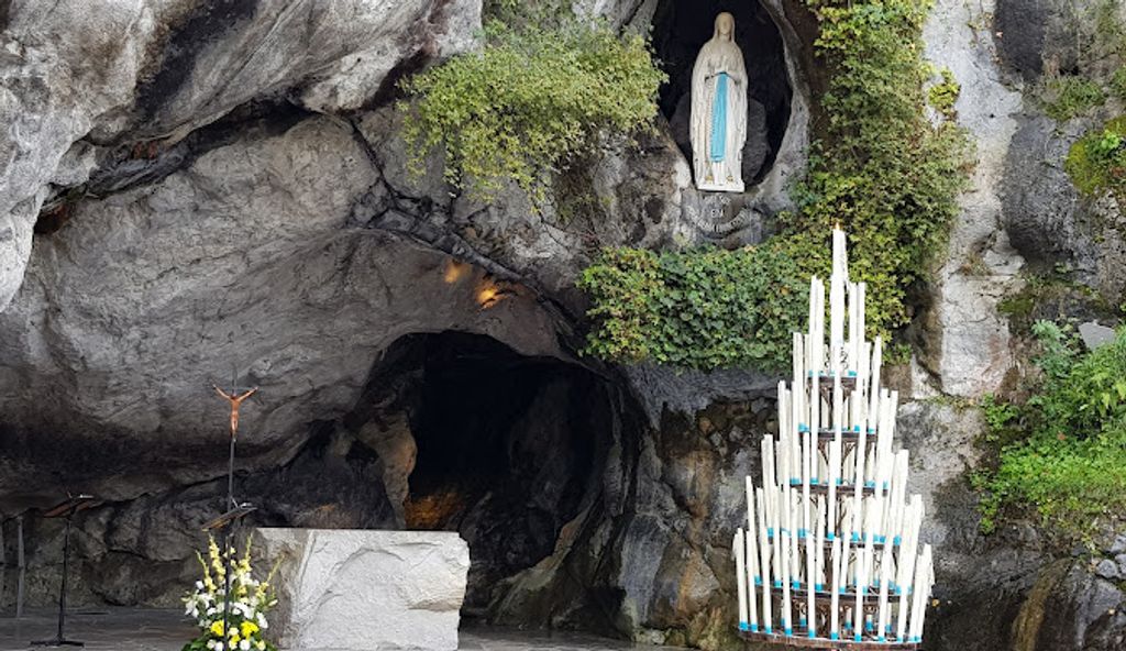 法國盧爾德（Lourdes）：奇蹟之水 | 神的恩典! 領受神的恩賜! | H2的秘密 | 神蹟與自然交織的朝聖之地 | 不老泉 | 長壽水 | 水素水 | Lourdes water | 富氫水