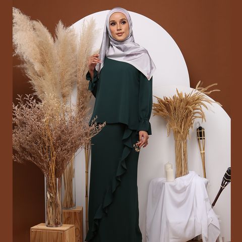 Kurung Modern Ruffle 5.jpg