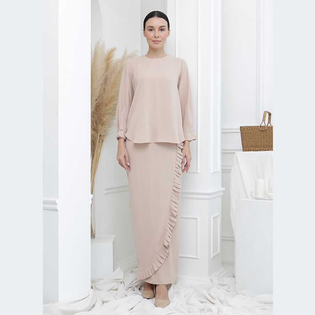 Kurung Modern Pleated 17.jpg