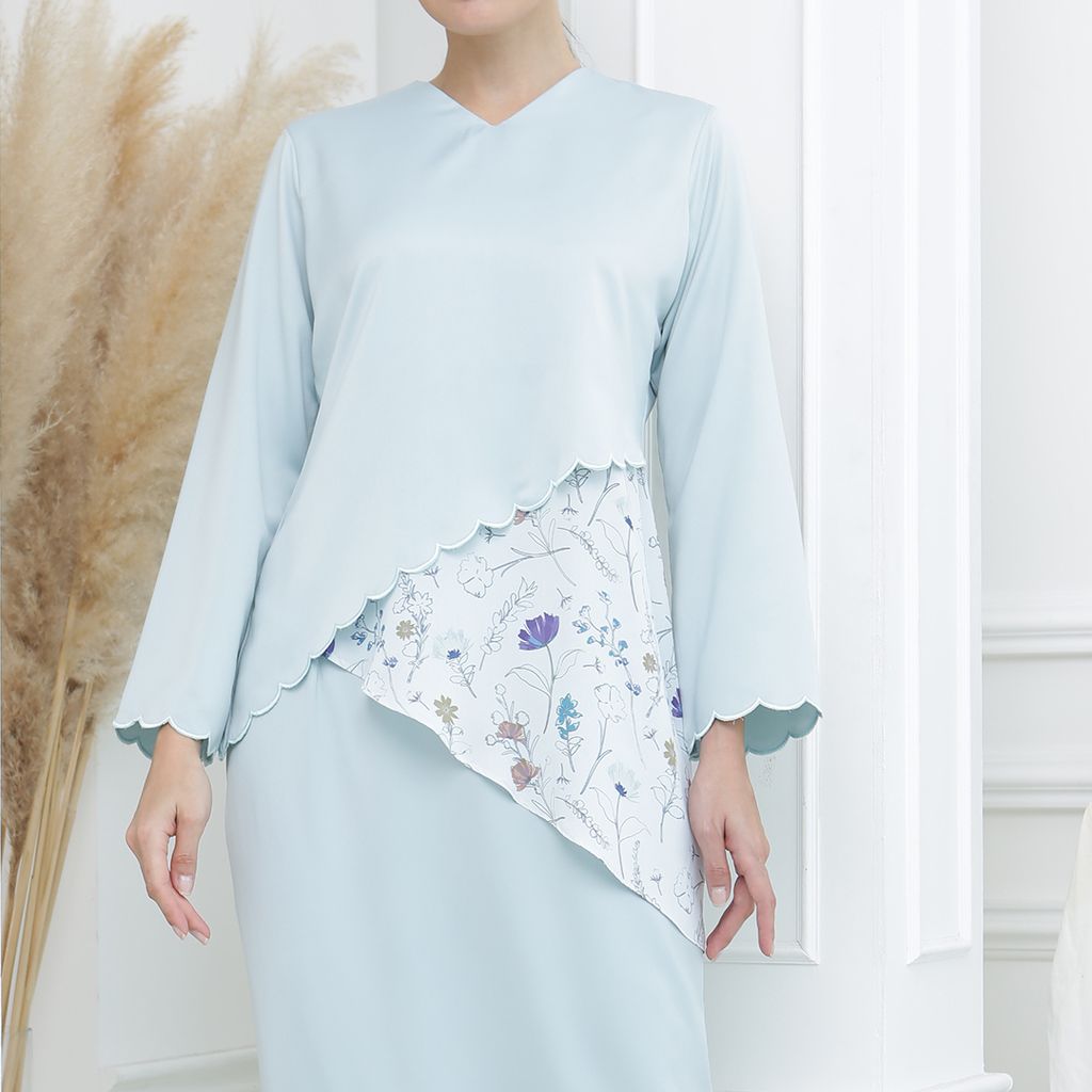 Kurung Modern Pleated 35.jpg