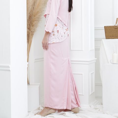 Kurung Modern Pleated 38.jpg