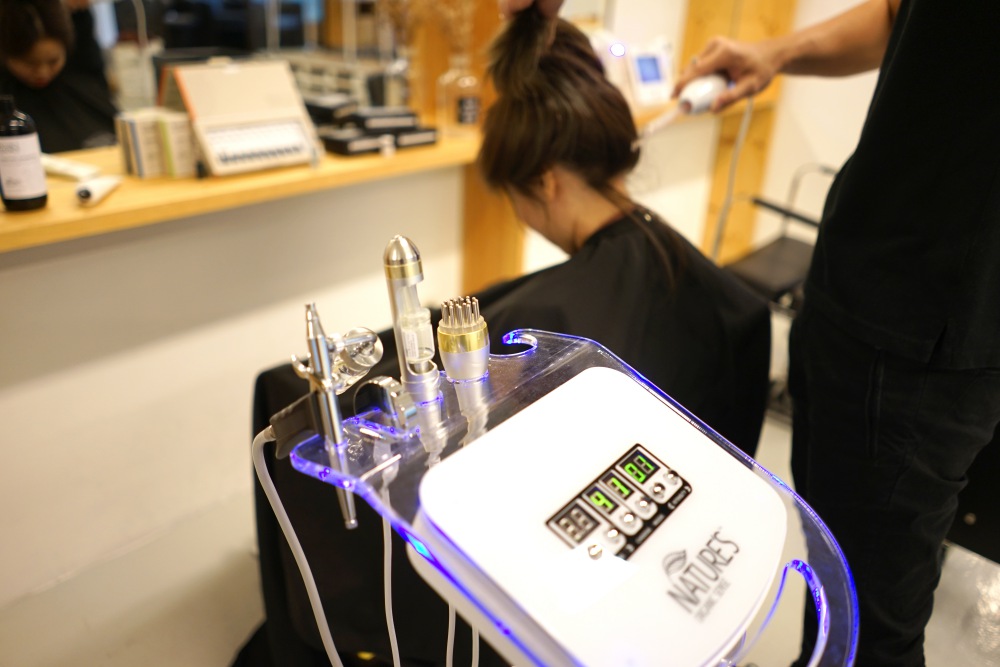 Nature’s-Organic-Sense-scalp-treatment-machine.jpg Nature’s-Organic-Sense-scalp-treatment-machine.jpg
