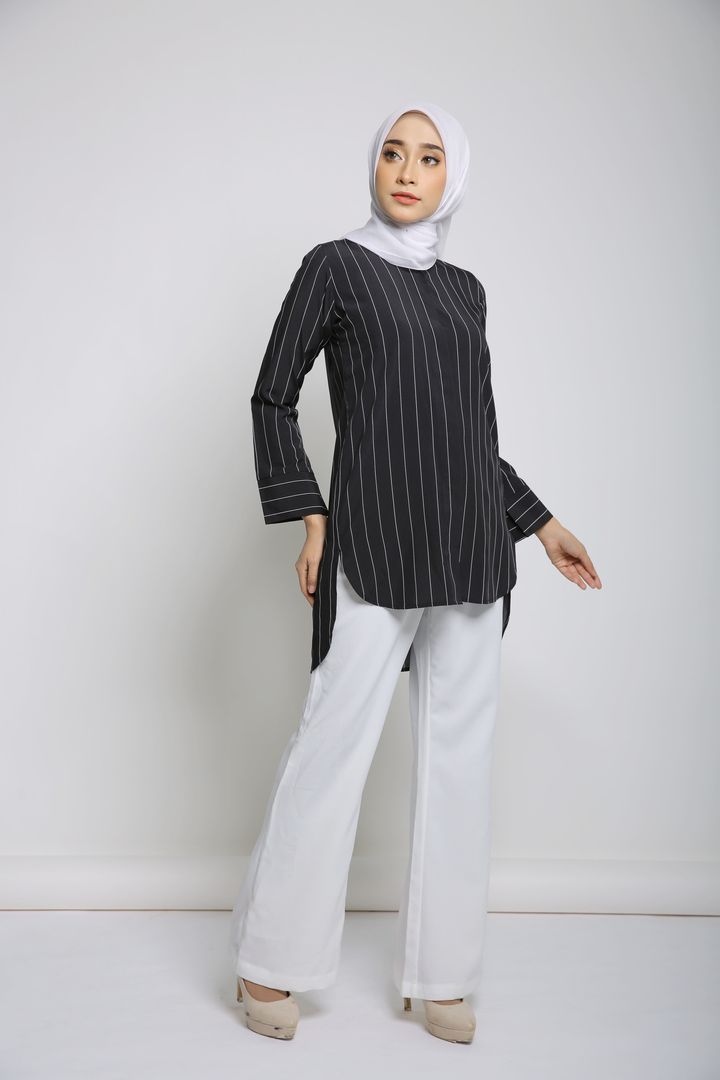 blackstripes5.jpg
