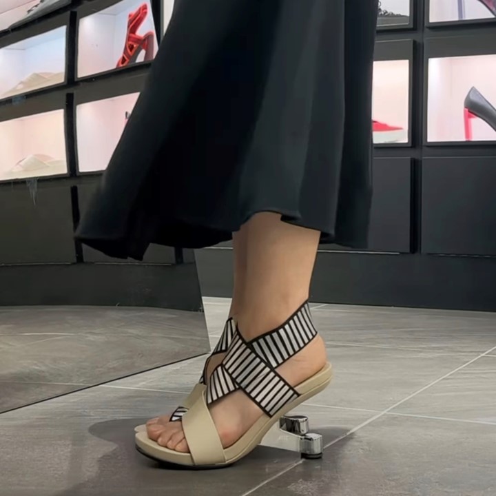 eamz-sandal