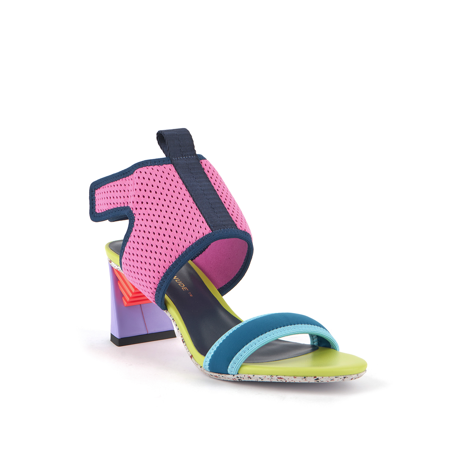 sonar-surf-mid-resort-angle-out