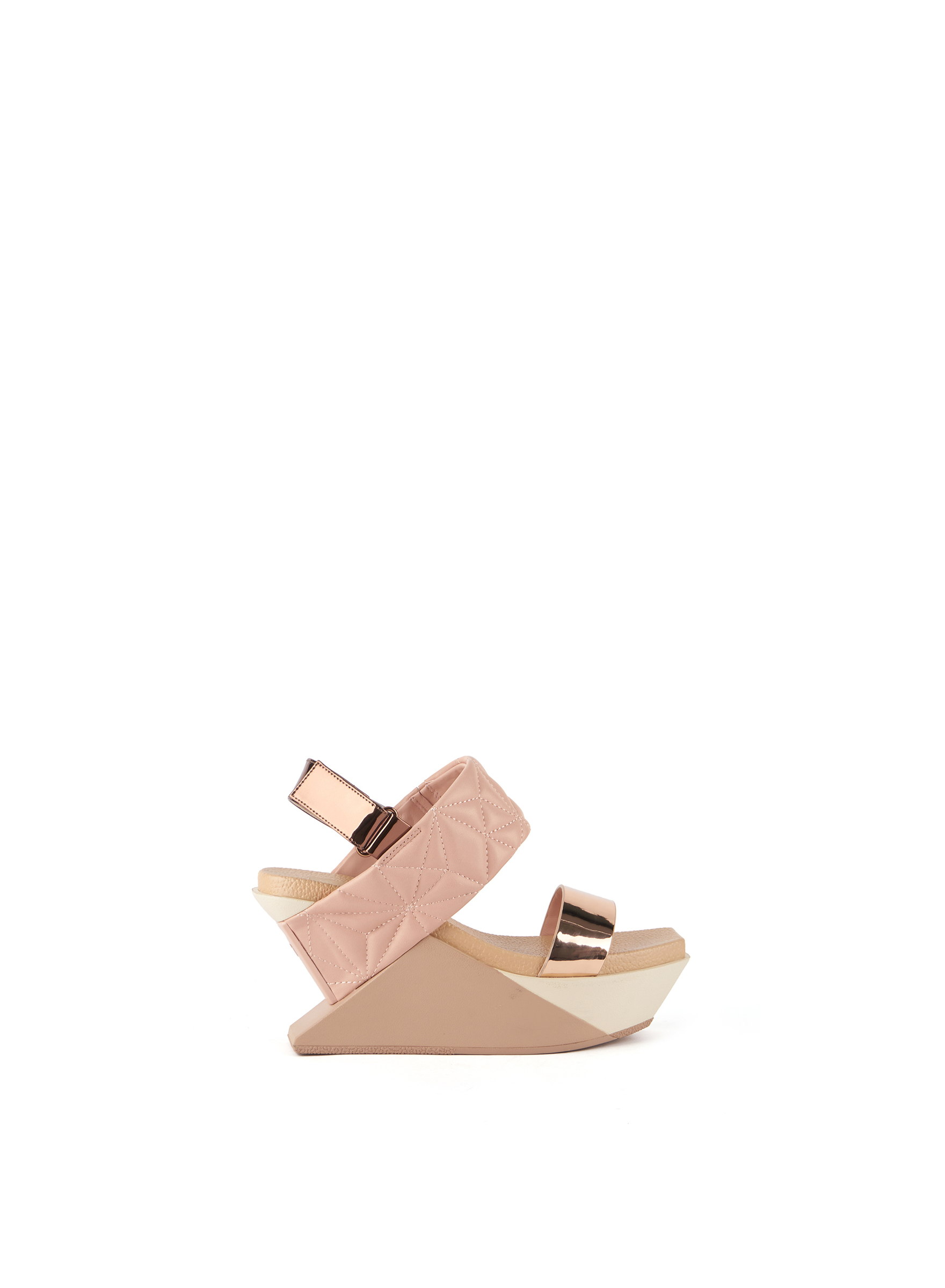 delta-wedge-puffy-cameo-mix-outside
