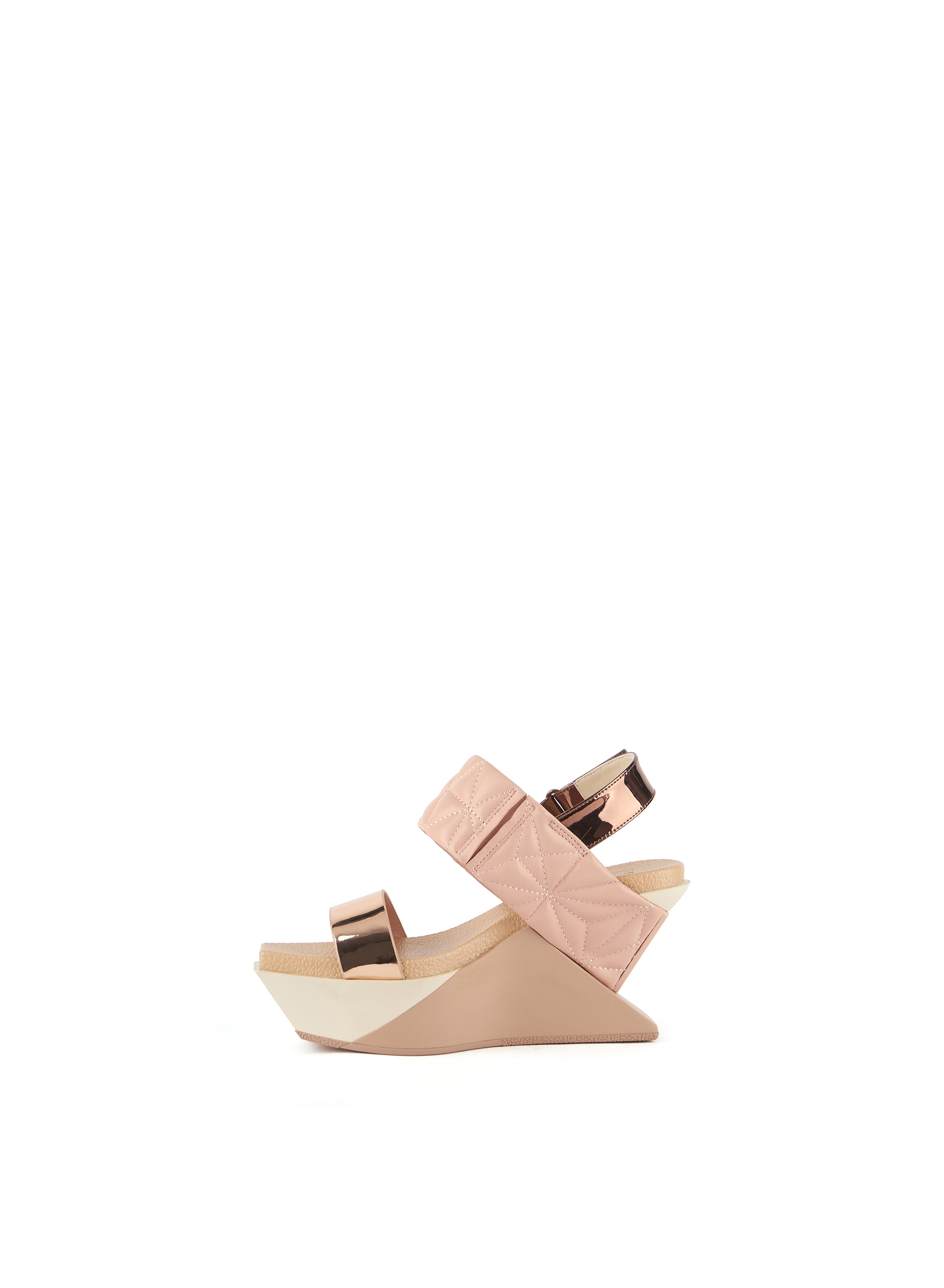 delta-wedge-puffy-cameo-mix-inside