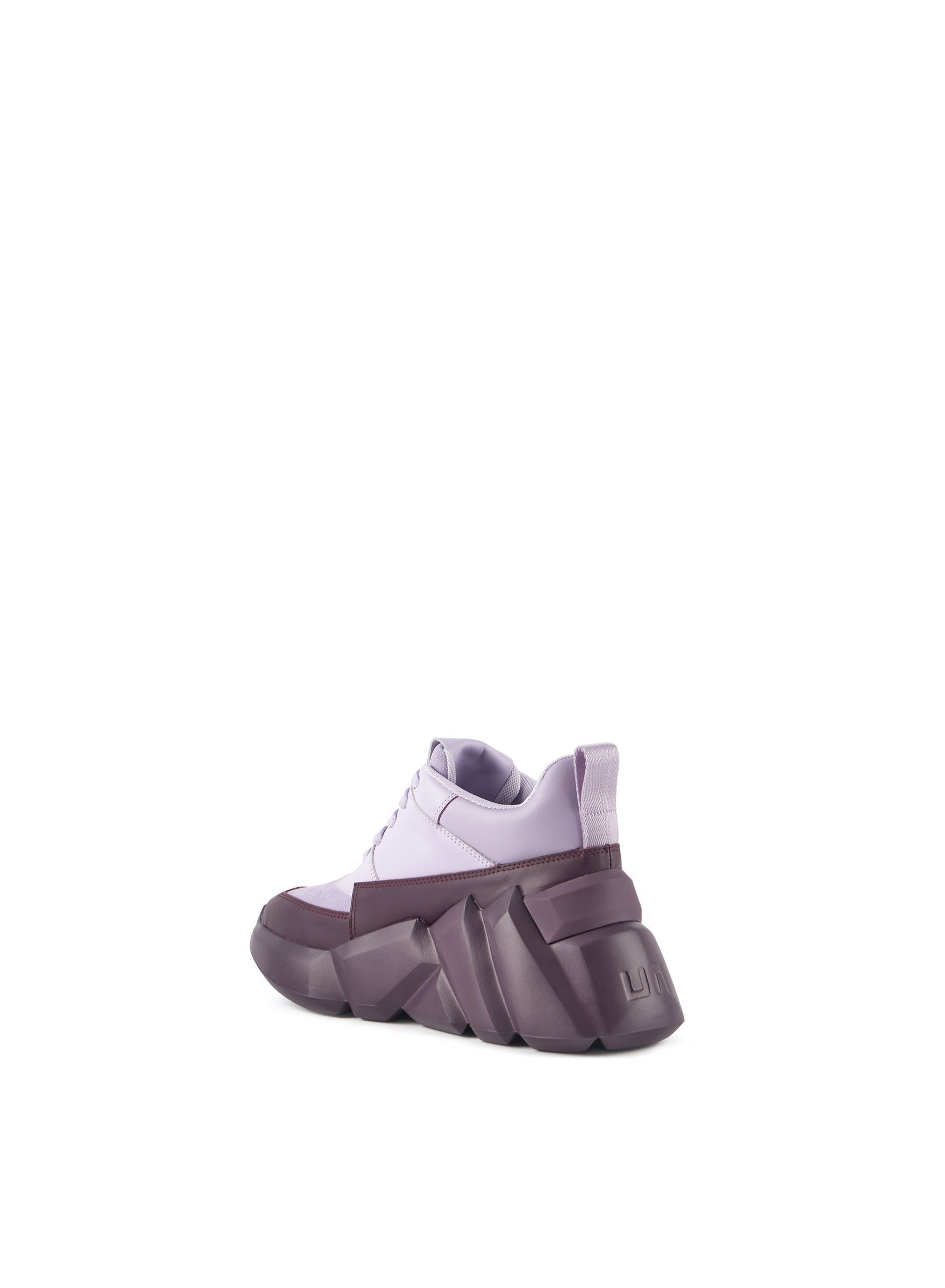 space-kick-max-plum-angle-in