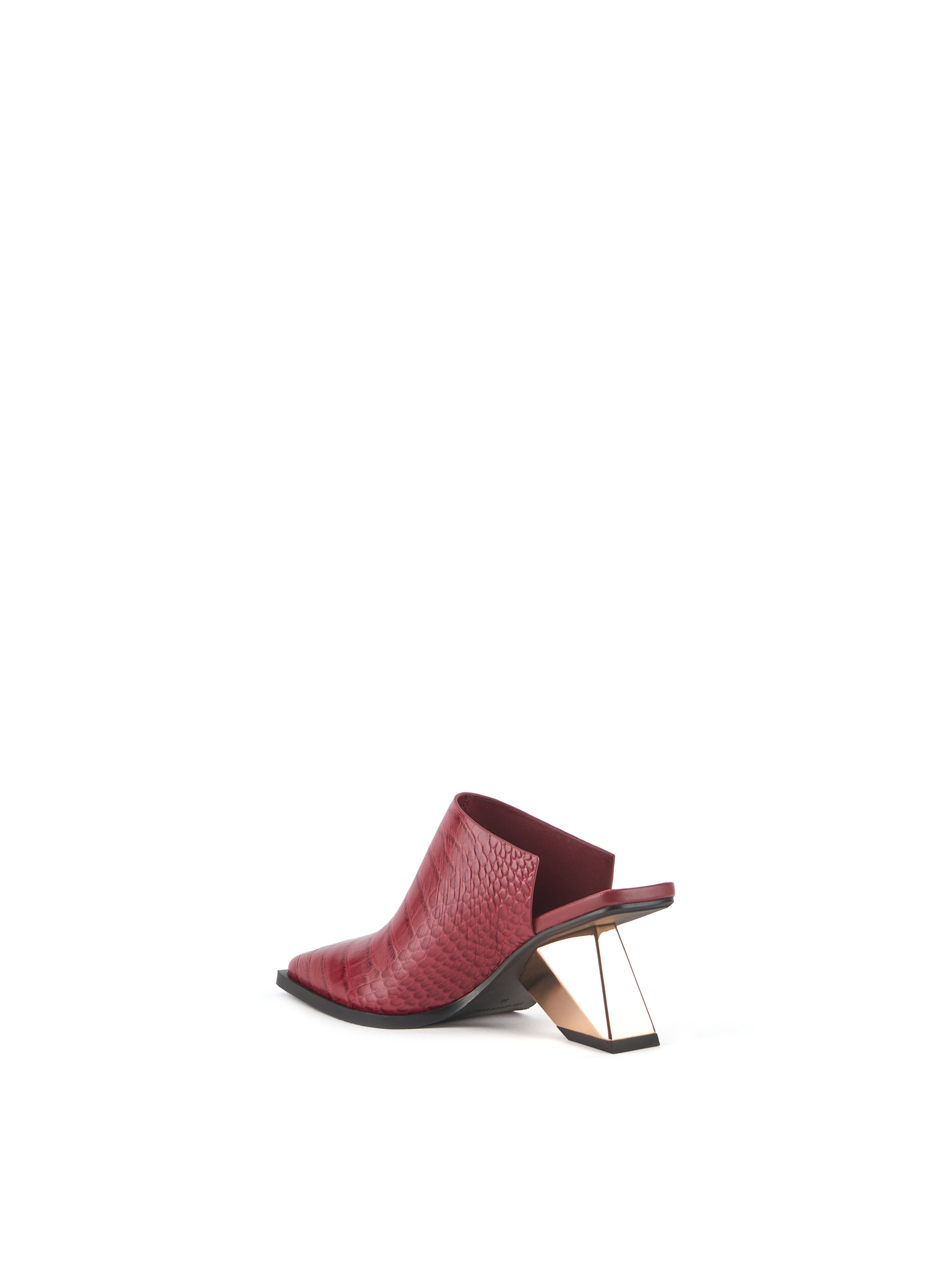 rockit-mule-ii-cranberry-angle-in